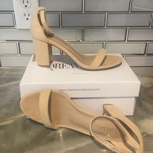 Women’s dress shoes